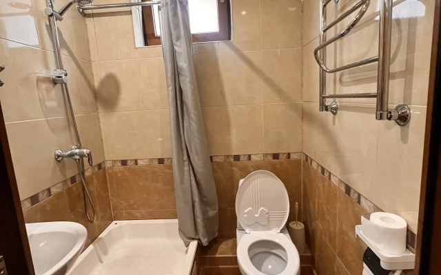 Magic Club Na Naberezhnoy Guest house