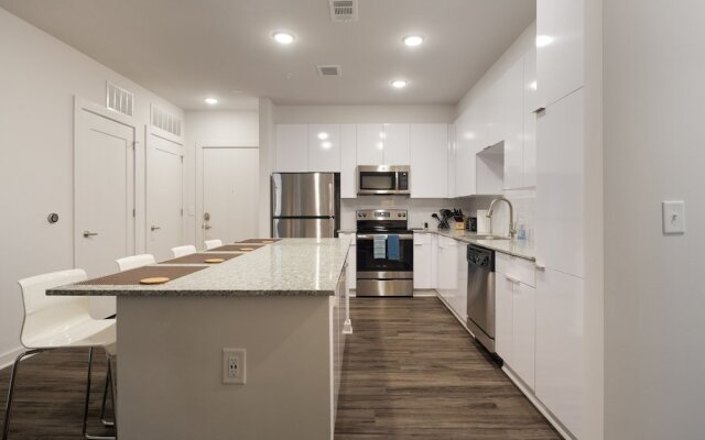 Spectacular Apartments by BCA Furnished, Apartments