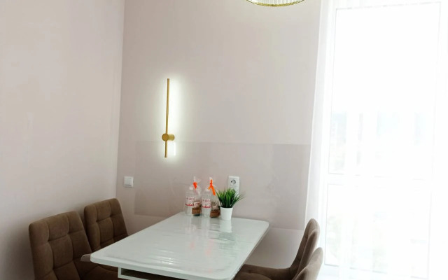 Dvukhkomnatnaya S Panoramnym Vidom Na Yaltinskuyu Bukhtu.Flat