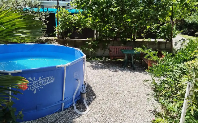 Rozaliya Guest house