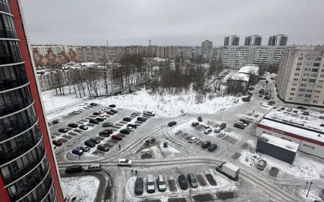 Studiya Na Kolmovskoy Naberezhnoy 71b Flat