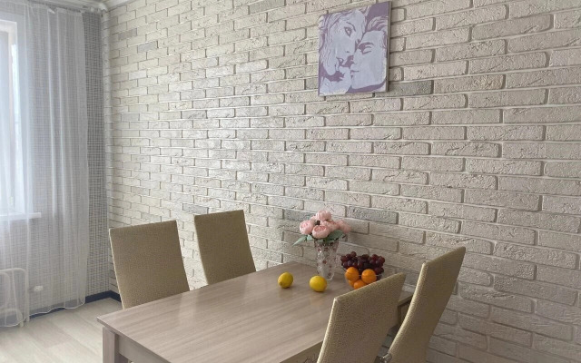 Na Ulitse Kostyushko Grigorovicha 44 Flat
