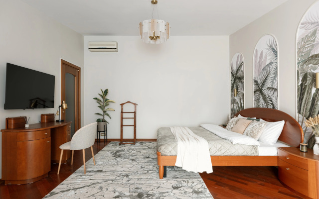 Квартира GM Apartments Шикарная двухуровневая у Арбата