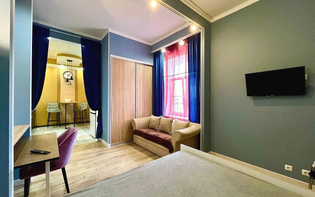 Апартаменты Relax Apart на ул. Германа Титова, д.6