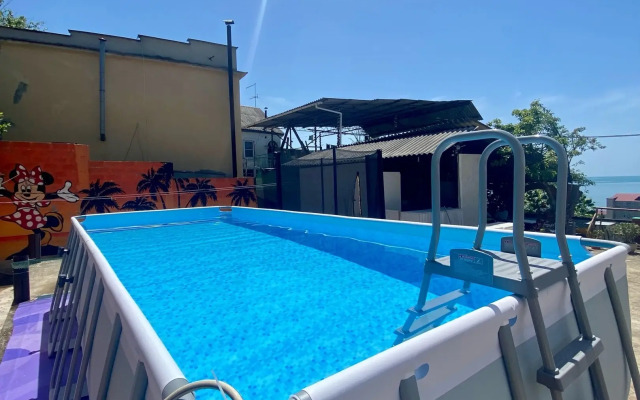 Dezhavyu Guest house