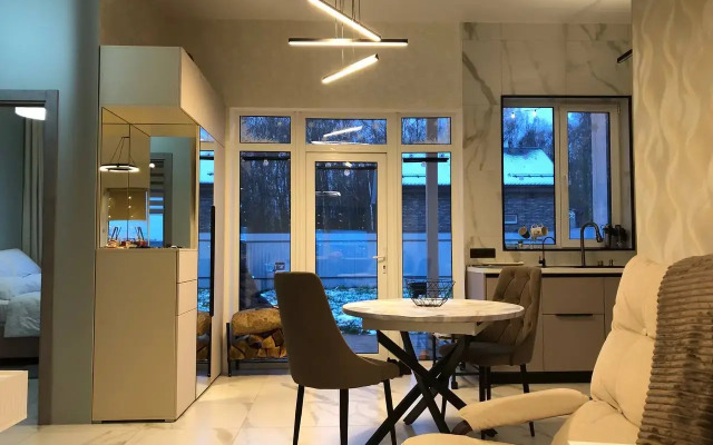 Domik U Lesa Private house