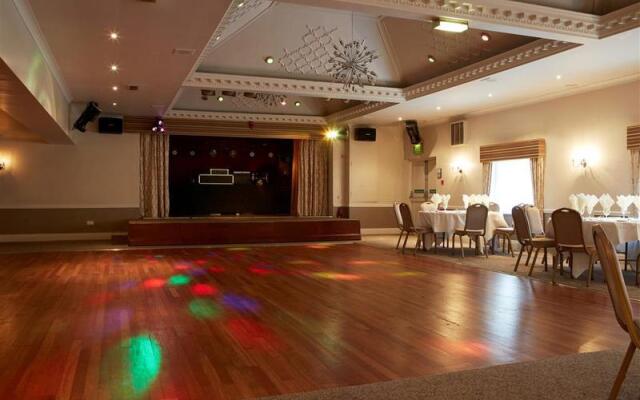 Consort Hotel