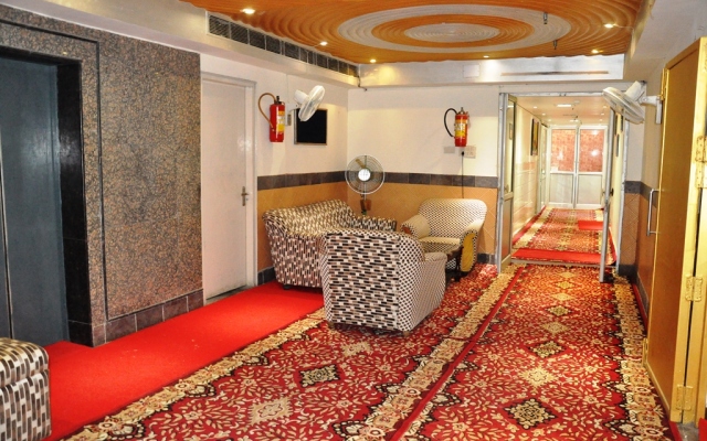 Hotel Mandakini Royal