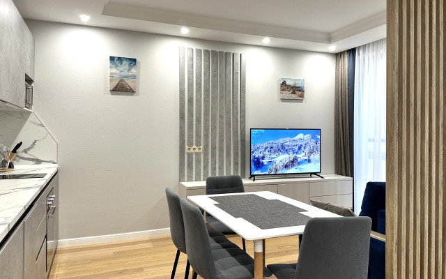 Lyuks Dyu Soley v Rezidentsii Graf Tolstoy Apartments