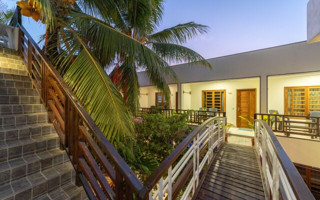 Kamadhoo Inn Guest House