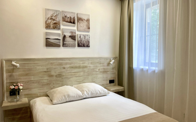 Apartment Semeynye Dvukhkomnatnye Apartamenty Na Ulitse Glavnoy, 21m