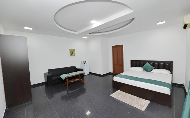 Continental Complex Hotel