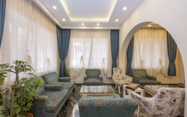 Legend Tulip Hotel