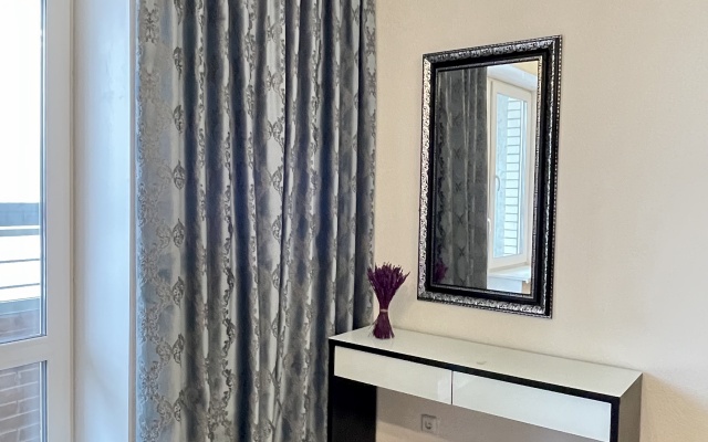 2 Nochi Na Pulkovskom Shosse 42K6 Flat