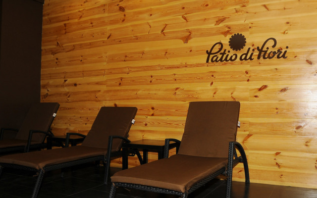 Отель Patio Di Fiori