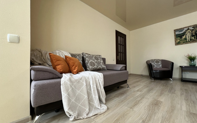 Yevro Stalingrada 41 Kakdoma Sevastopol Flat
