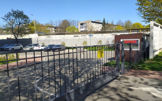 2-h komnatniye Lyuks V Tsentre Novyij Dom Apartments, 75 m2