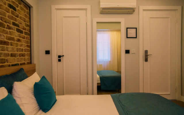 Santa Lucia Hotel