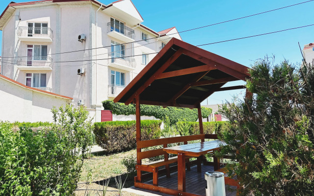 Kalamit Guest house
