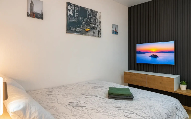 Kvartira Studia Posutocno v ZK Gorizonty Niznego  Centr 24/7