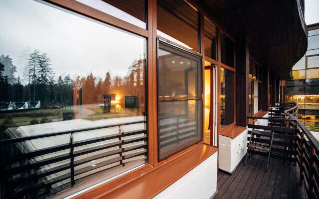 Azimut Park Hotel& SPA Repino