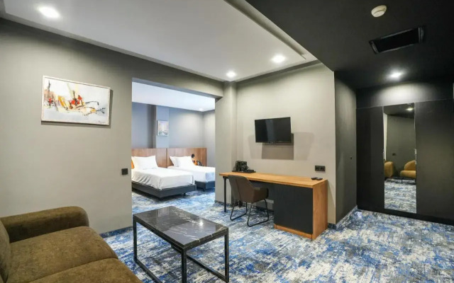 Splendid Tbilisi Hotel