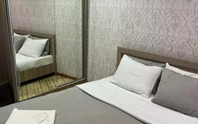 Butik-otel'  Eight