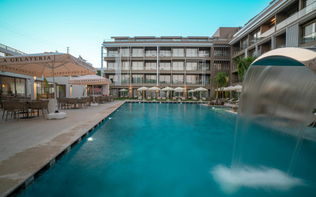 Prive Suite Side & Spa Hotel (Adult Only 16+)