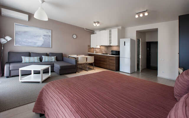 Studiya s balkonom Apartments