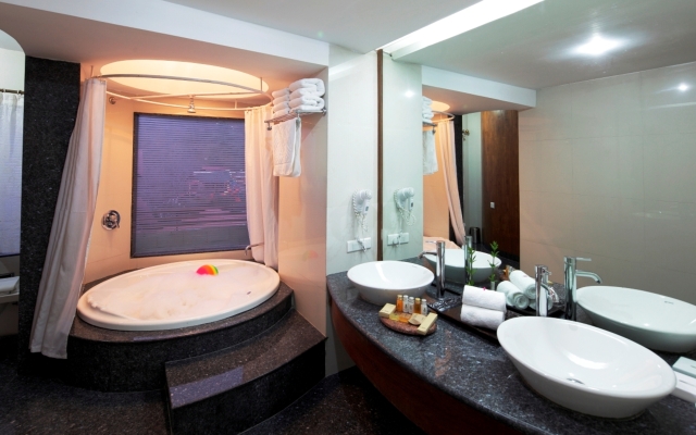 ManuAllaya the Resortspa Hotel