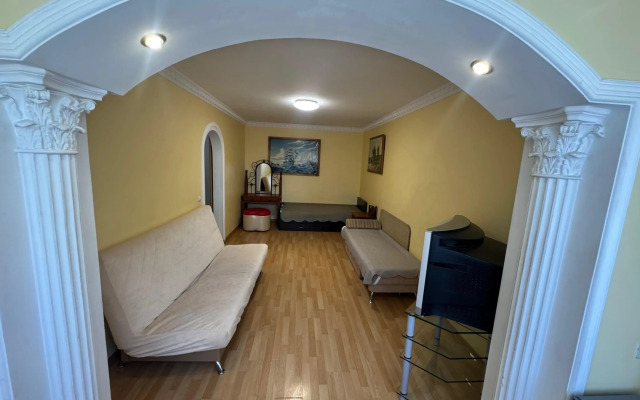 Квартира на Черниковской 87