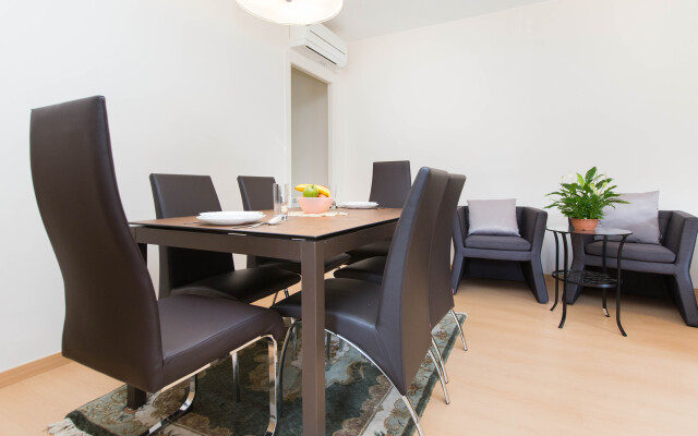 Апартаменты Golden Central Muntaner Stay Barcelona