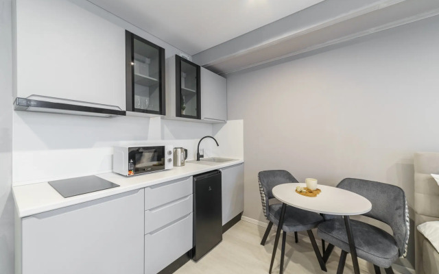 Ne Vopros Ryadom s Ledovym Dvortsom Flat