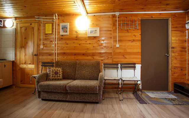 Частный Дом с 4 Спальнями