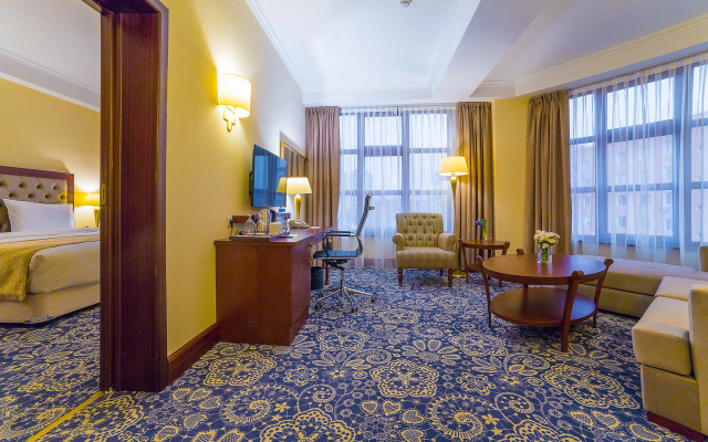 Hotel Ramada by Wyndham Almaty