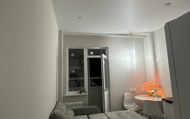 Yevro2 Kh Komnatnaya V Tsentre Flat