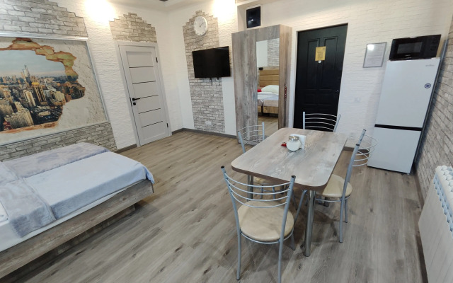Na Krasnoy Armii 136/8 Apartments