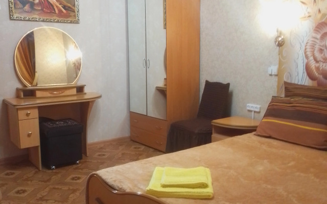Komfortnaya Studiya V Chastnom Domovladenii Vozle Vokzalov Flat