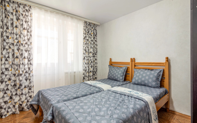 S Vidom Na Otkrytoye More Flat