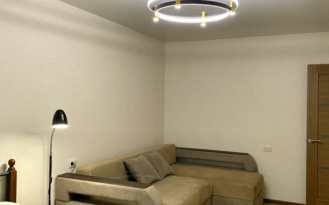 Апартаменты Уютная двухкомнатная квартира с раздельными спальнями в центре