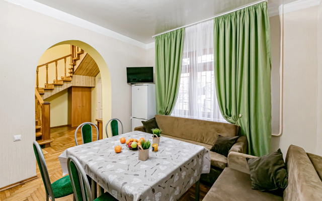 Частный дом Таунхаус в центре сеть апартов Лермонт