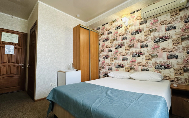 Retro Hotel