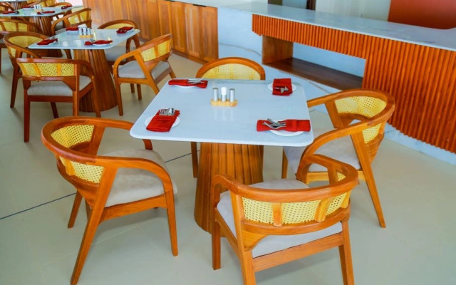 King Jada Apartments & Hotel
