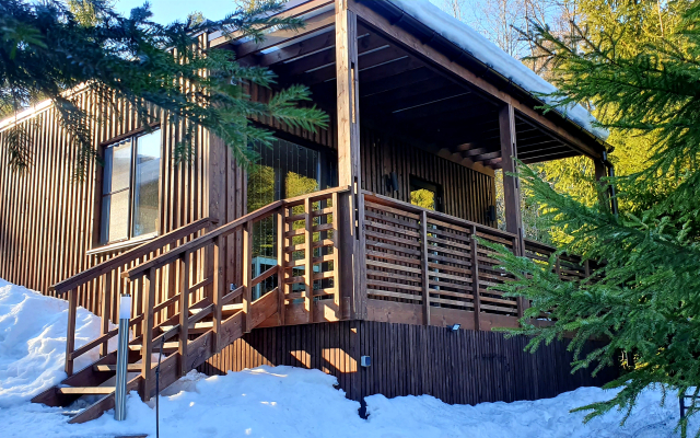 Коттедж Черничный Склон Forest House