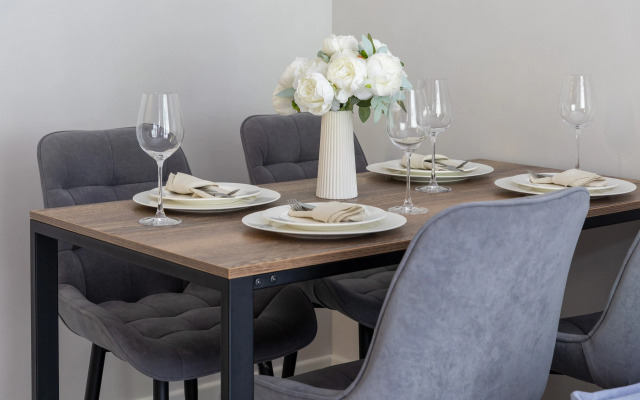 Апартаменты Red Apartments Арт Лайт Сити Шерли