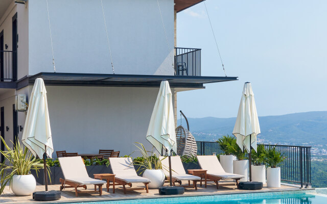 Bayview Hills Luxury Residences Apart-hotel