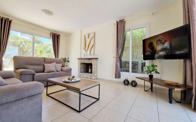 Prengos 7 Villa