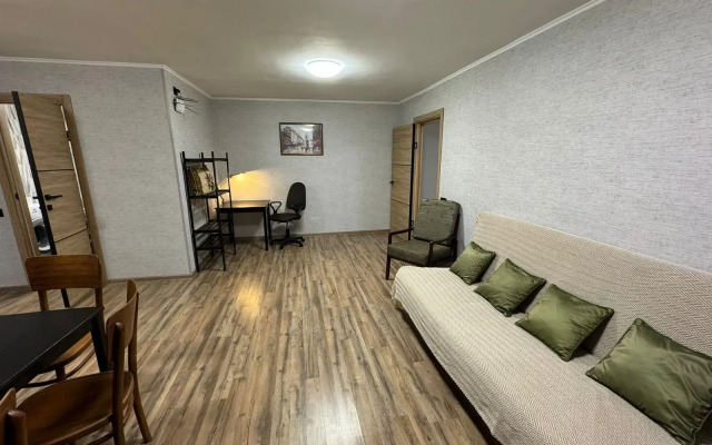 Uyutnaya Kvartirka U Naberezhnoy Apartments