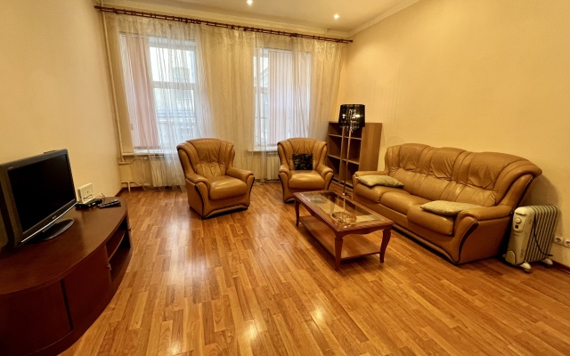 Апартаменты Большая Морская 21 трехкомнатные