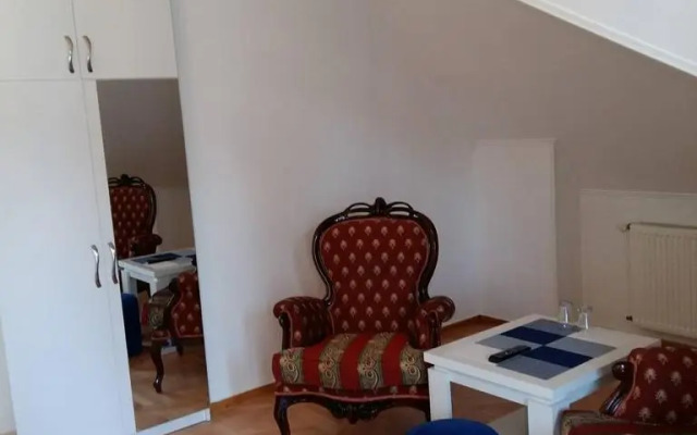 Renesans Hotel